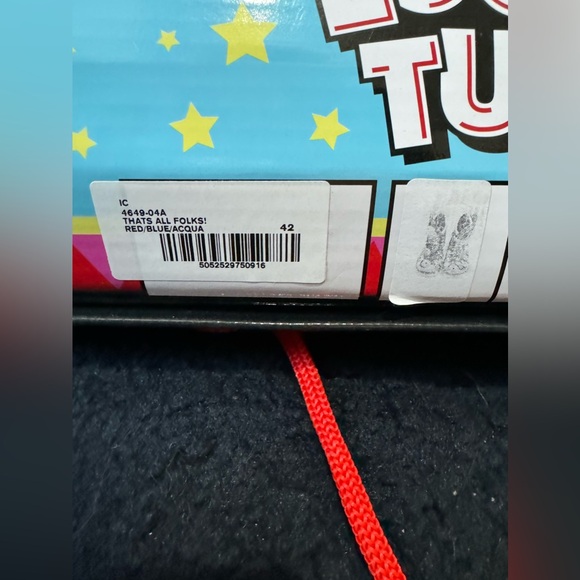 Brand New Irregular Choice Looney Tunes “That’s all Folks” platform boots 11.5 - Picture 10 of 12